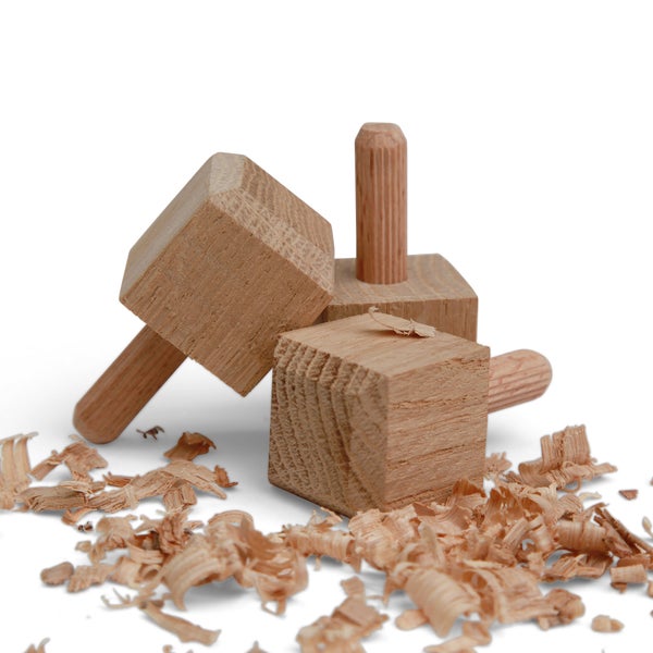 Holzdübel und Holzspäne