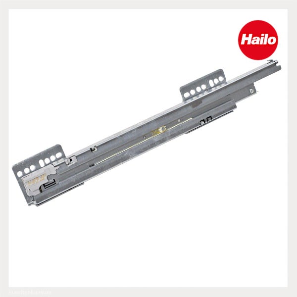 Hailo Teleskopschiene aus Metall für Auszugsysteme mit Hailo Logo