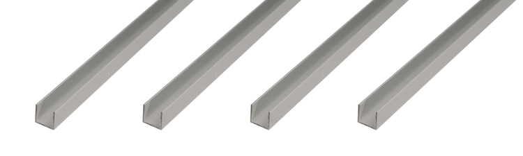 Vier U-Profile aus Aluminium für den Bau und Innenausbau