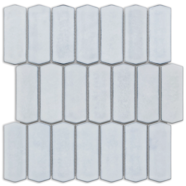 Hellblaue Mosaikfliese aus Keramik in Picket-Form mit glänzender Oberfläche.