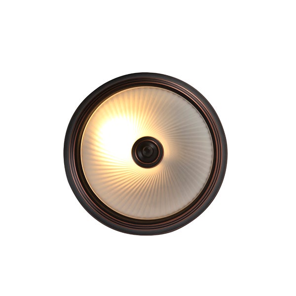 Runde Deckenleuchte mit Lampenschirm