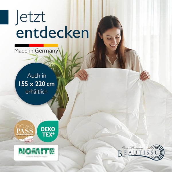 Daunendecke: hochwertig, waschbar bei 40 Grad, Bezug 100 Prozent Baumwolle, trocknergeeignet, Made in Germany, Wärmeklasse 4, Füllgewicht 240 Gramm.