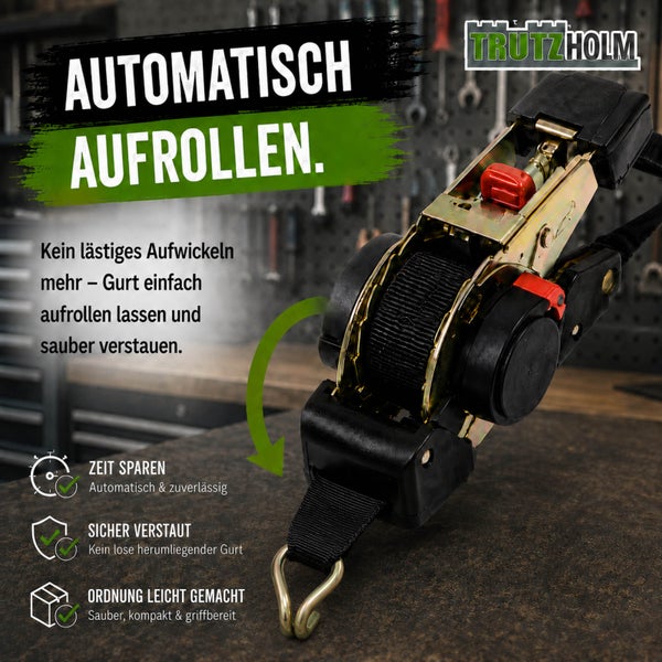 Trutzholm Zurrgurt mit automatischer Aufrollfunktion zur sicheren Ladungssicherung mit Haken auf einer Werkbank.