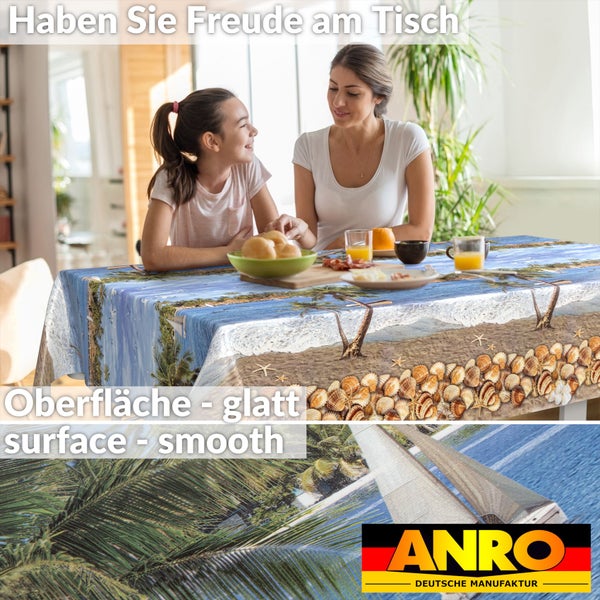 Abwaschbare Tischdecke mit Strandmotiv, Muscheln und Palmen. Szene mit zwei Personen am Tisch. Glatte Oberfläche. ANRO Logo.