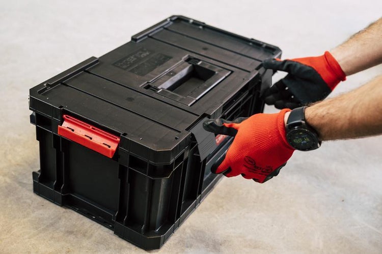 PROREGAL QBRICK Werkzeugkasten Two Toolbox HxBxT 22 x 53 x 31 cm 2 Trennstege 26 Liter Mit Deck & Teleskopgriffe Mit Klemmverschlüsse Metall Schwarz
