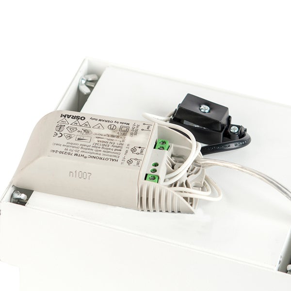 Elektronischer Transformator Osram Halotronic HTM 70/230-240 für Halogen- und LED-Lampen, eingebaut in weißes Gehäuse mit sichtbarer Verkabelung.