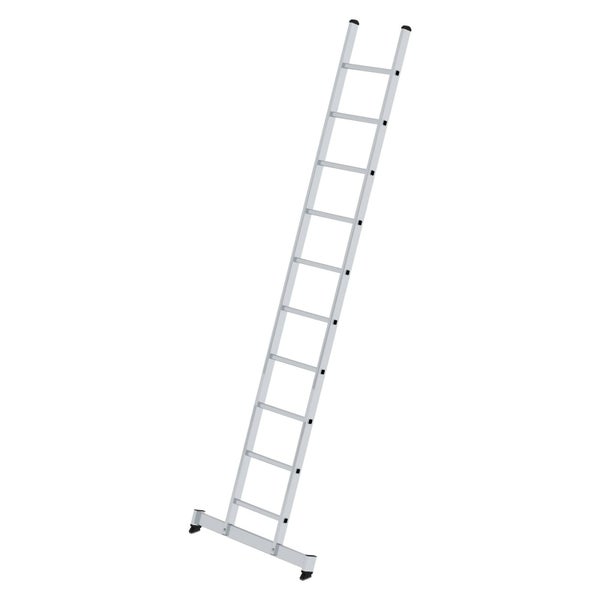 Eine lange Anlegeleiter aus Aluminium mit zehn Sprossen und einer breiten Quertraverse für einen sicheren Stand.