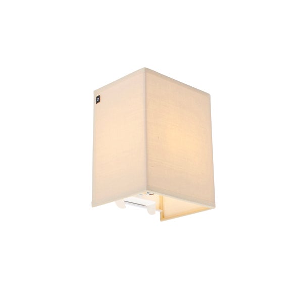 Wandleuchte mit rechteckigem Stoffschirm in Beige.