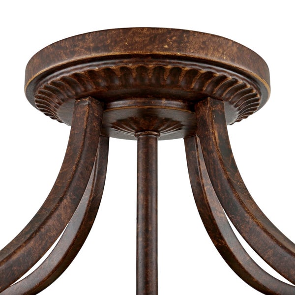 Detailaufnahme einer Deckenleuchte mit metallischer Oberfläche