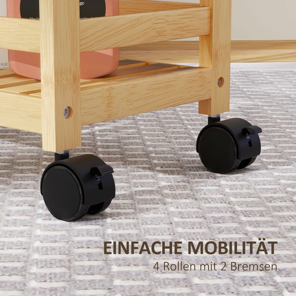 Detailaufnahme eines Servierwagens aus Holz mit vier Rollen, davon zwei mit Bremsen