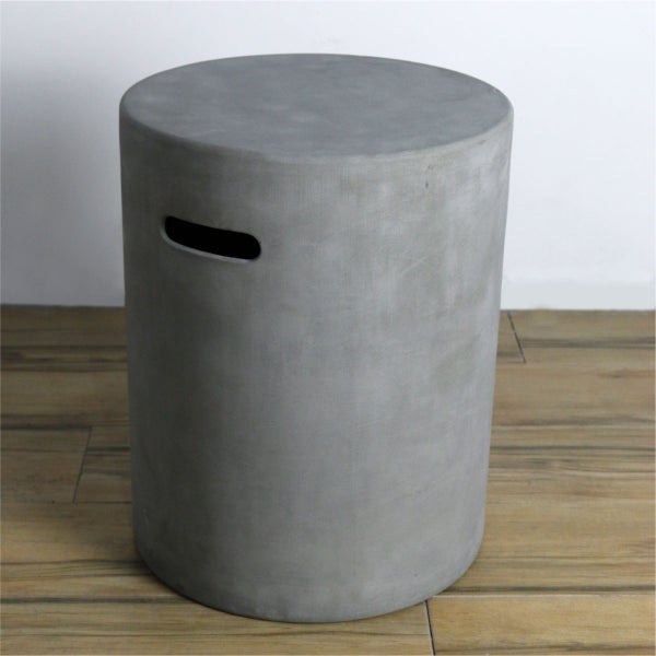 Zylindrischer Hocker und Beistelltisch in Betonoptik mit integrierter Griffmulde.
