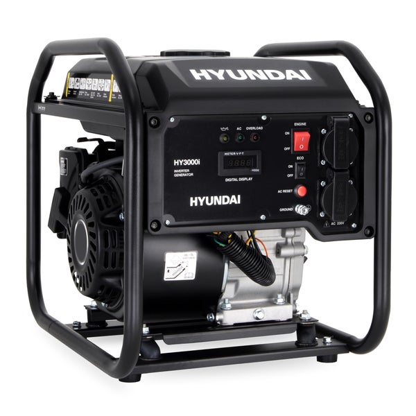 Hyundai Inverter Stromerzeuger HY3000i mit Metallrahmen, digitalem Display, zwei Steckdosen und Hyundai Logo.