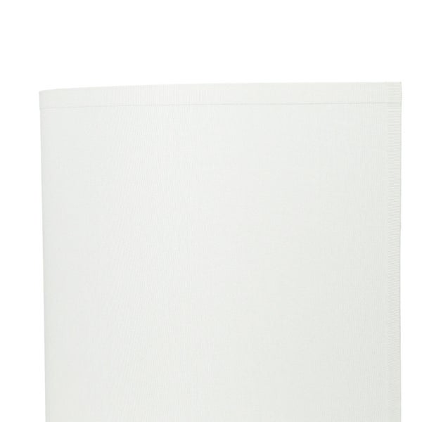 Ausschnitt eines weißen Rollos