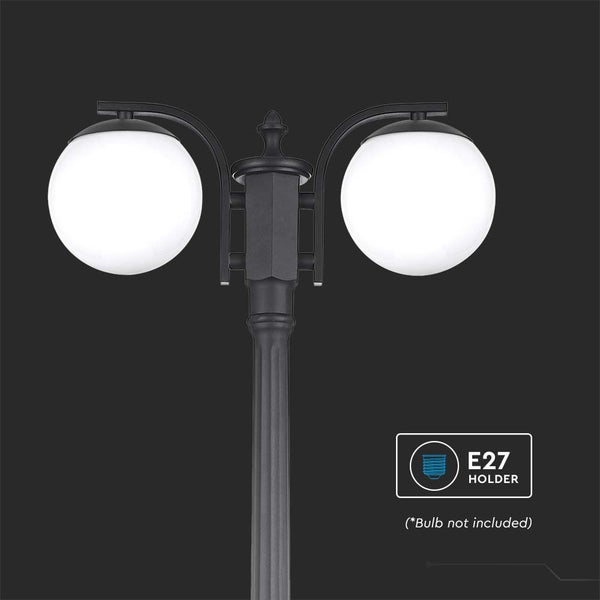 Laternenmast mit zwei Leuchten und E27 Fassung