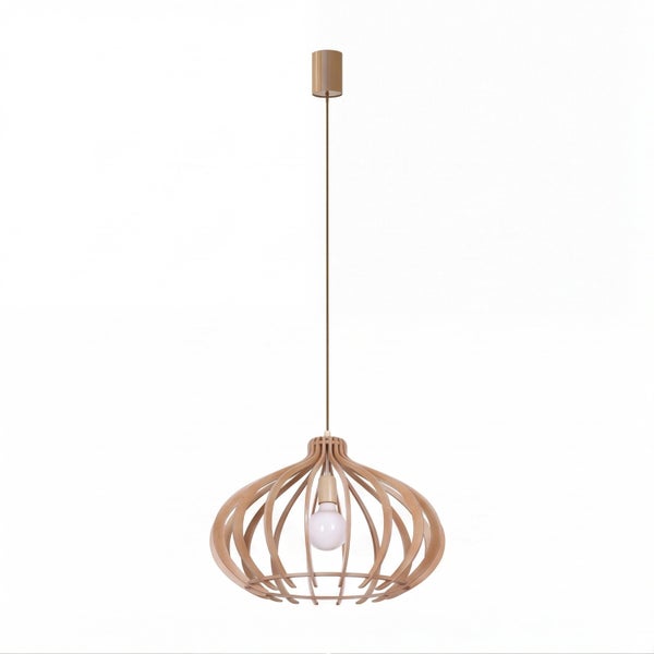 Pendelleuchte aus Holz mit geschwungenen Lamellen und sichtbarem Leuchtmittel.