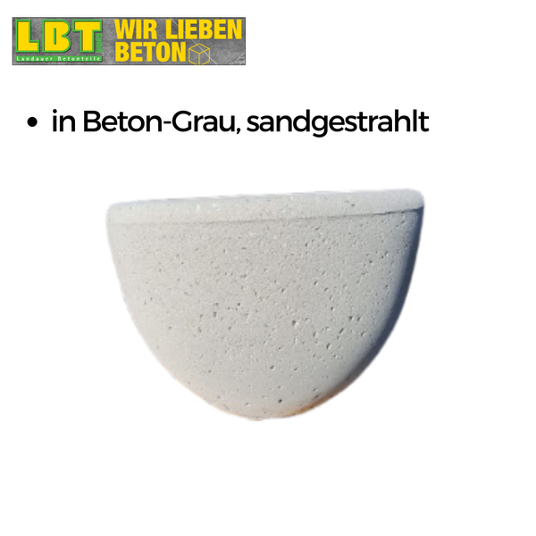 LBT Landauer Betonteile Logo, Wandelement aus sandgestrahltem Beton.
