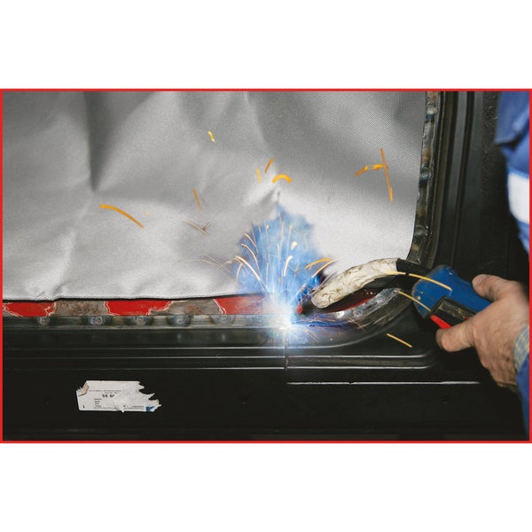 Bohrkronen Set in geöffnetem Werkzeugkoffer