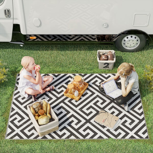 Outsunny Outdoor-Teppich, Kunststoffteppich, 121L x 182B x 0,3H cm, PP-Kunststoff, Schwarz+Weiß