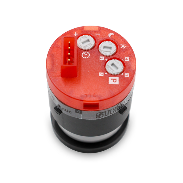Steinel Nightmatic Sensormodul mit drei Einstellrädern für Helligkeit und Zeit sowie einem vierpoligen Anschlussstecker.