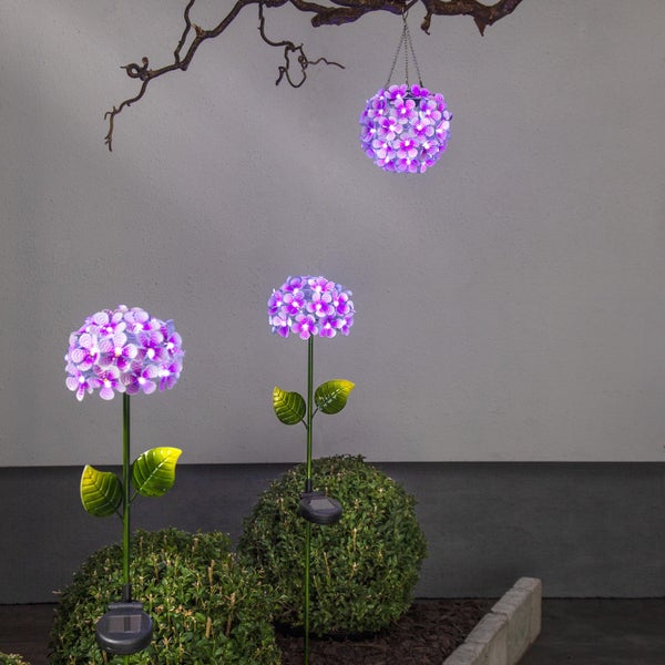 Dekorative Solarleuchten in Form von Hortensien für den Garten
