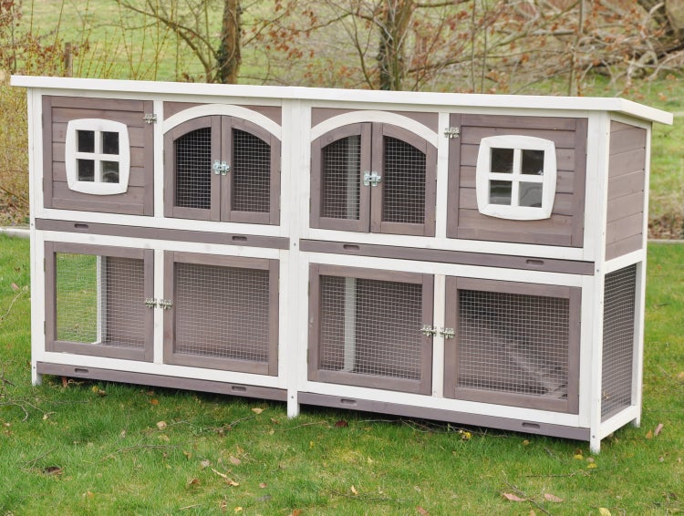 Tischleuchte mit Glaskörper und Metallrahmen