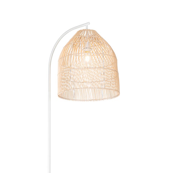 Stehlampe mit Lampenschirm aus Rattan