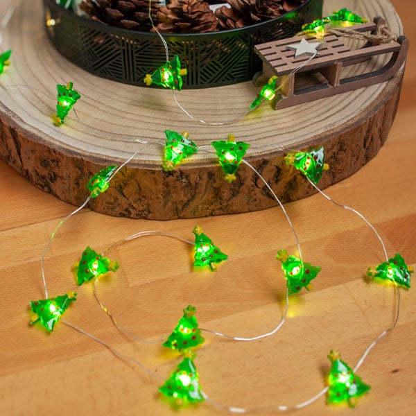 Lindby LED Lichterkette Batterie Deko Weihnachtsbaum-Figuren Indoor, 320 cm 30 X-mas Trees Weihnachtsbeleuchtung mit Timer Weihnachtsdeko