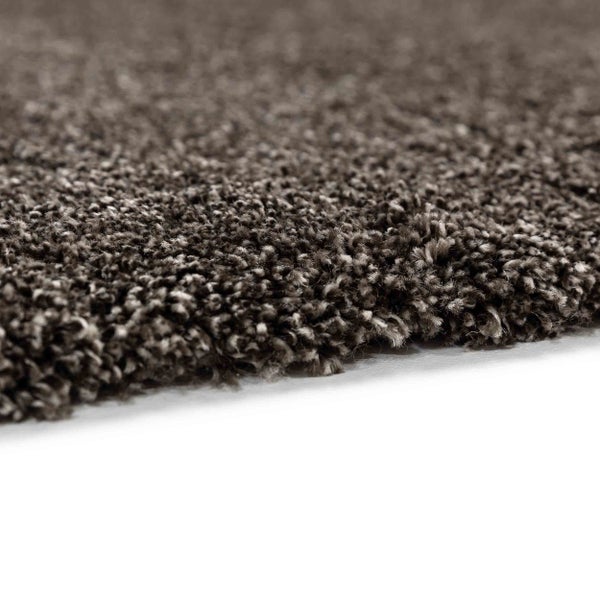 Hochflor-Teppich Shaggy mit weicher Struktur in Dunkelbraun.