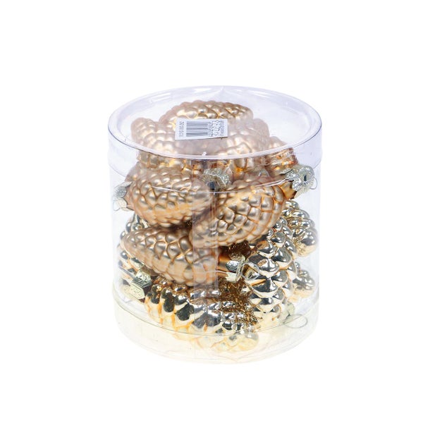 Dekorative Zapfen als Christbaumschmuck in einer transparenten Verpackung.