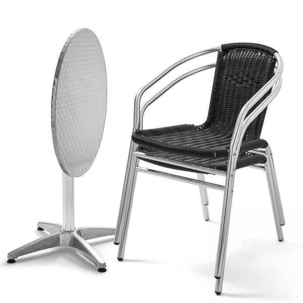 Bistro-Set mit rundem Klapptisch aus Aluminium und stapelbarem Stuhl mit schwarzem Geflecht.