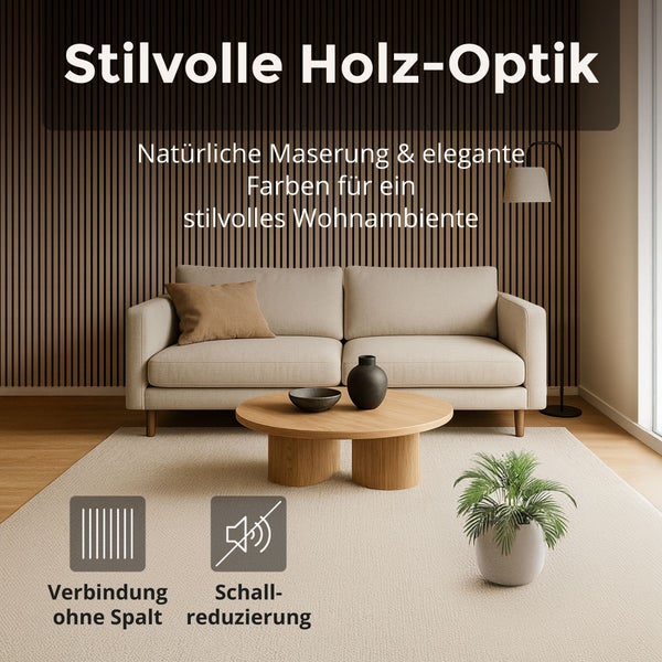 Akustikpaneele in Holzoptik in einem modern eingerichteten Wohnzimmer mit Sofa. Merkmale: schallreduzierend und fugenlose Montage.