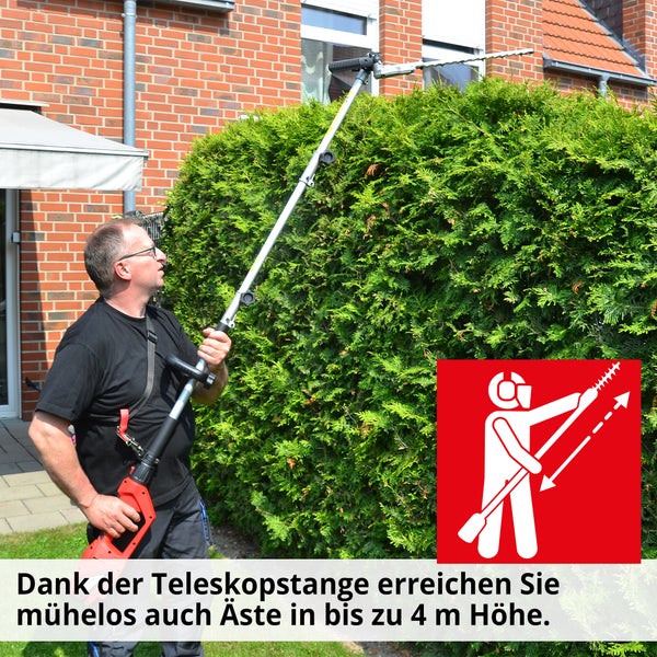 Eine Person schneidet eine Hecke mit einer Teleskop Heckenschere. Warnhinweis: Tragen Sie Schutzkleidung.