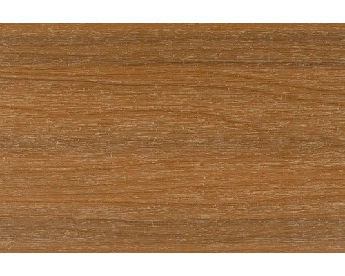 Nahaufnahme einer Terrassendiele aus Wood Plastic Composite mit Holzmaserung.