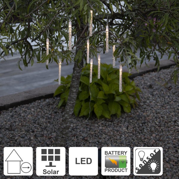 Solar-Lichterkette mit LED-Lichtern im Garten