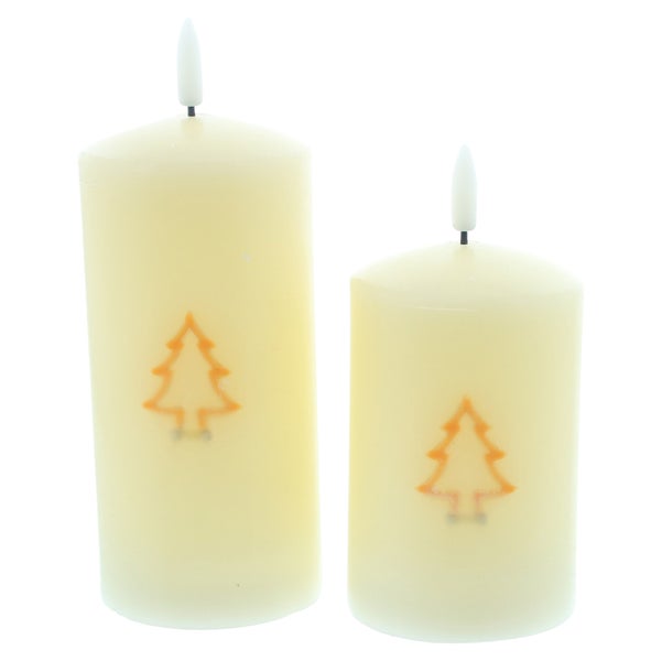 Zwei LED-Kerzen mit Tannenbaum-Motiv