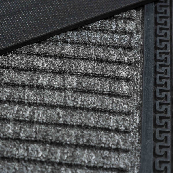 Fußmatte mit gerippter Struktur und umlaufendem Rand