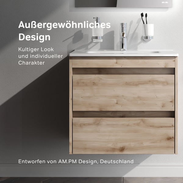 Badezimmer mit Waschtischunterschrank, Waschbecken, Armatur, Seifenspender und Zahnputzbecher