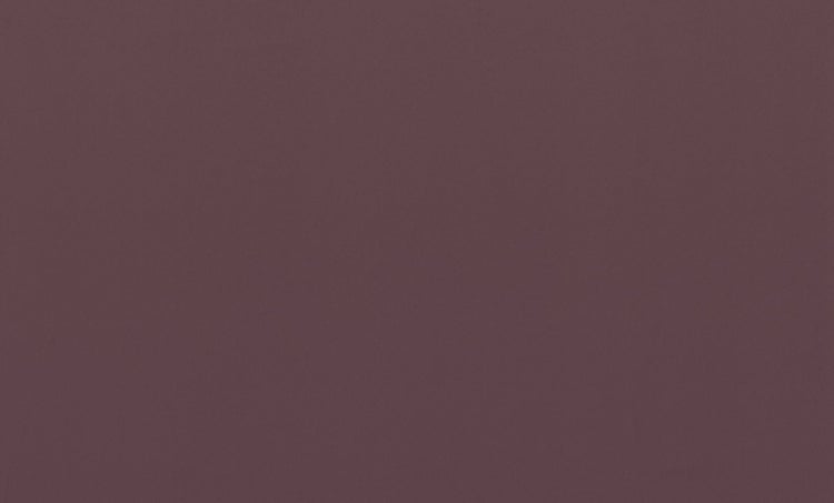 Hochbeet aus Holz mit Pflanzen und Zubehör