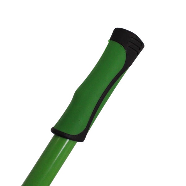 Ergonomisch geformter grün-schwarzer Handgriff eines Gartengeräts aus Kunststoff.