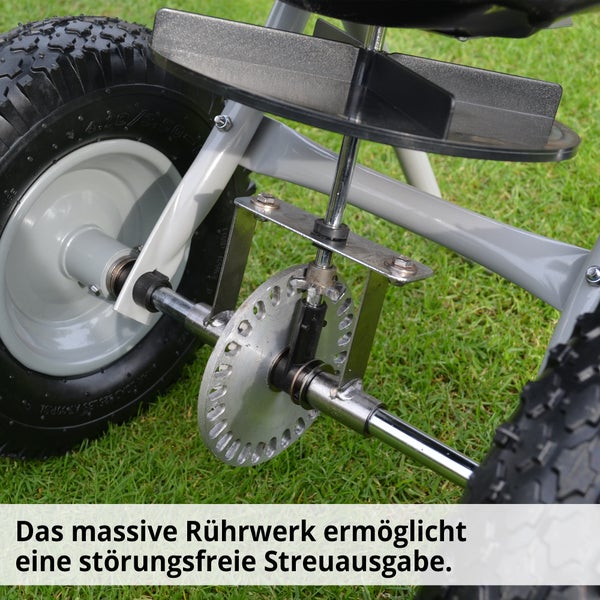 Detailaufnahme des Rührwerks eines Streuwagens für eine gleichmässige Ausbringung