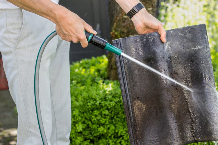 VONROC Kompletter Schlauchtrommel-Set | Inkl. 10m Gartenschlauch, 3 Sprühdüsen, Kupplungen und Hahnanschluss