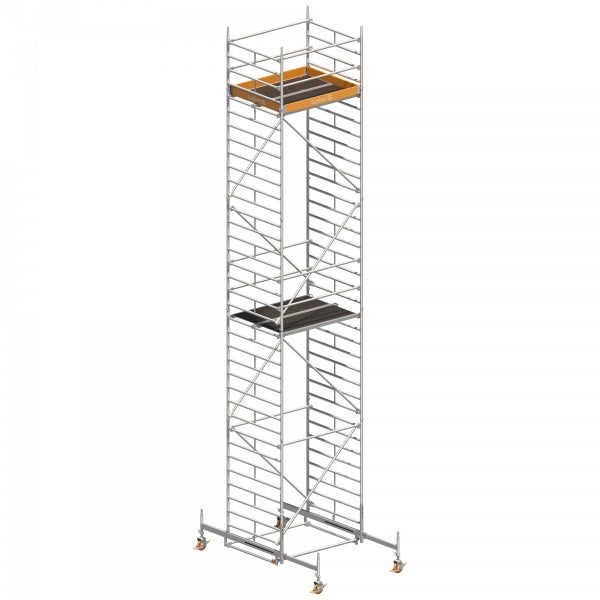 Hohes Layher Fahrgerüst mit zwei Arbeitsbühnen.