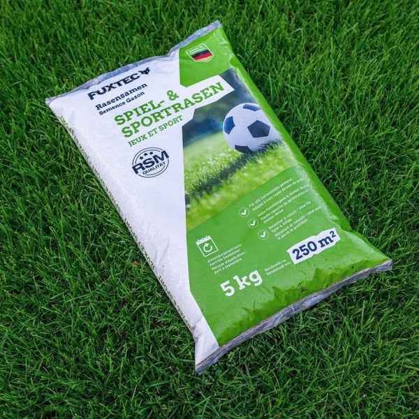 FUXTEC Spiel und Sportrasen im 5 Kilogramm Sack auf Gras