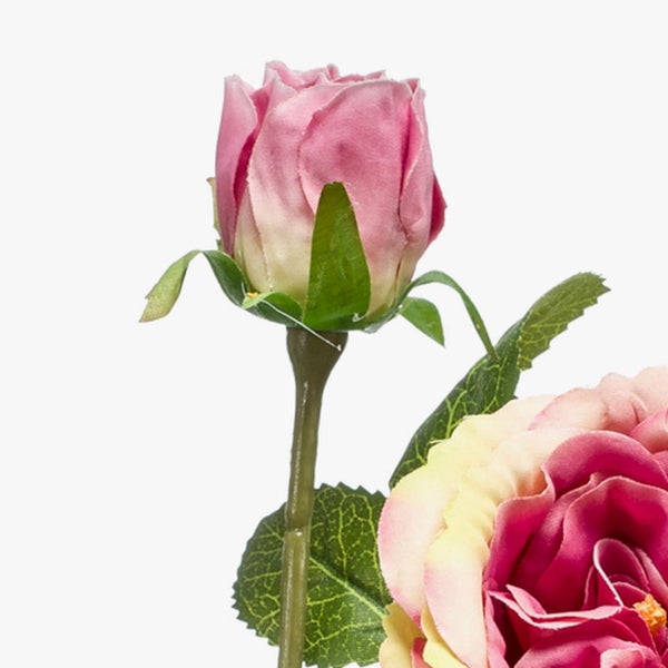Künstliche Rose mit Knospe, geöffneter Blüte, Blättern und Stiel.