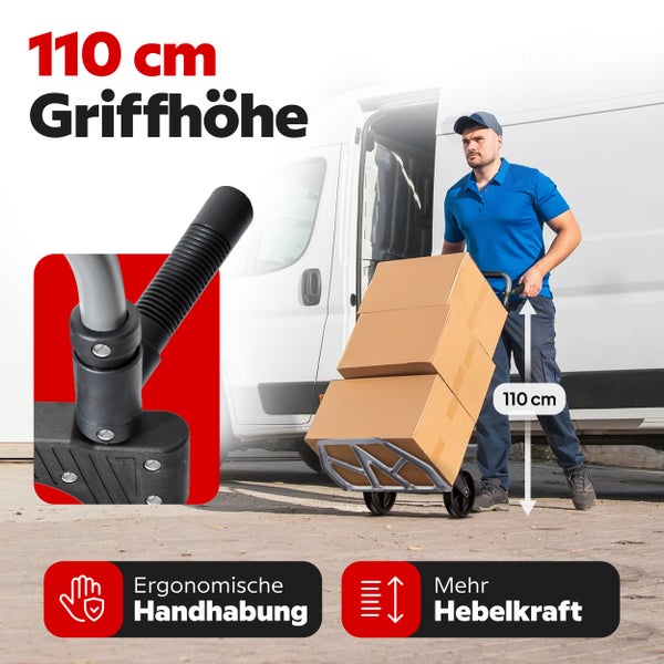 Mann transportiert Kartons mit einer Sackkarre mit 110 Zentimeter Griffhöhe, ergonomischer Handhabung und hoher Hebelkraft vor einem Lieferwagen.