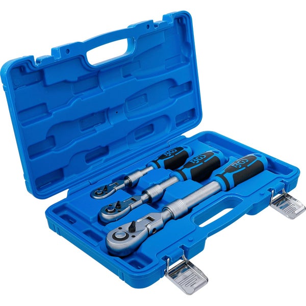 Ratschenschlüssel-Satz in einem blauen Werkzeugkoffer
