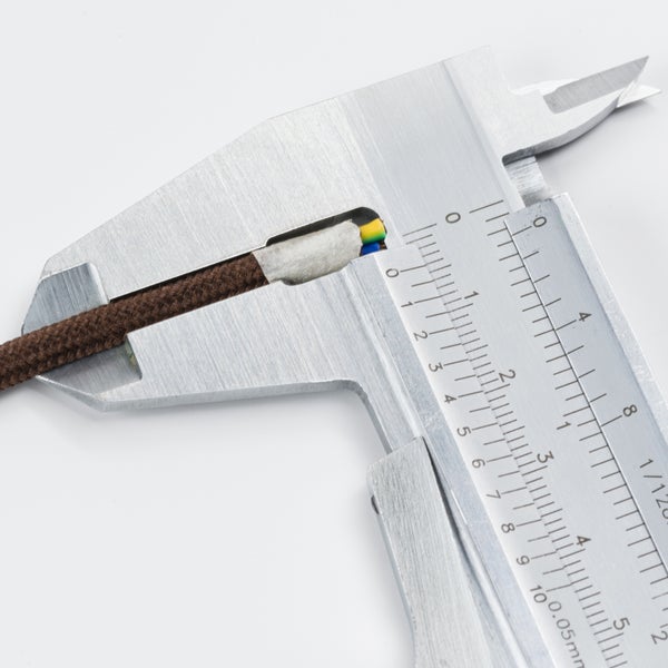 Extra dünnes Textilkabel, Braun, Textilummanteltes Stoffkabel, Stromkabel dünn / 3-adrig 3x0,75mm² , Meterware