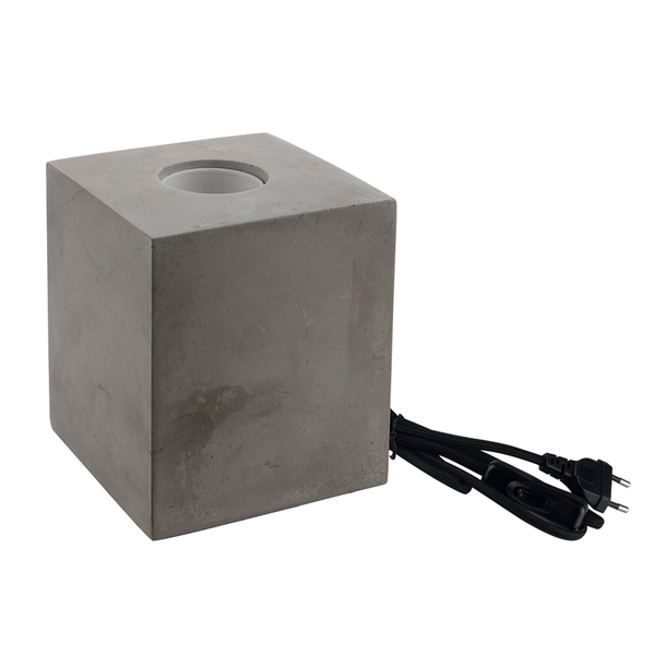 Tischleuchte aus Beton mit Schalter und Stecker