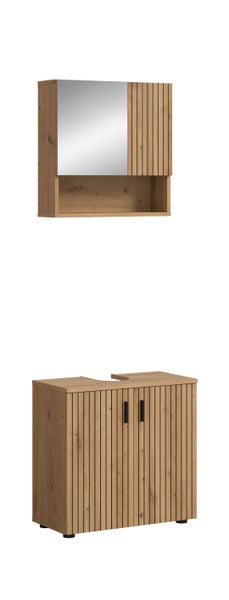 Badezimmermöbel-Set bestehend aus Spiegelschrank mit offenem Fach und Waschbeckenunterschrank in Eiche-Optik mit schwarzem Lamellen-Design.