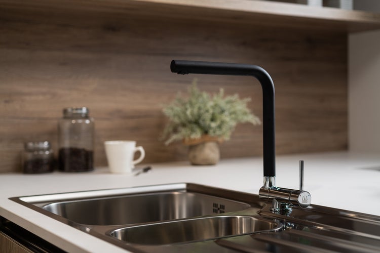 Wasserhahn Vorfenster Küchenarmatur, Umklappbar 4,5 CM, mit 360° schwenkbarem L-Auslauf, Verchromt / Schwarz Granit